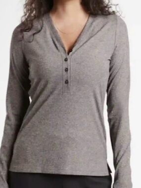 Athleta Uptempo Grey Ribbed Henley Long Sleeve Top - Large